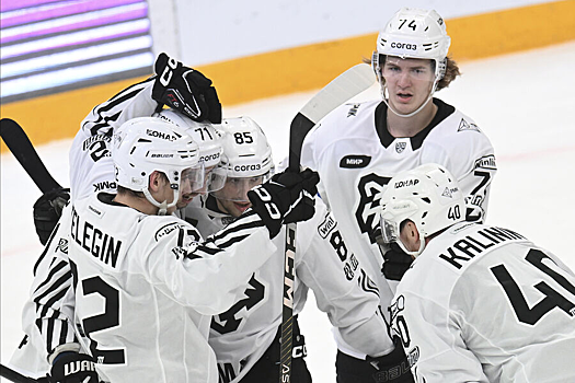 «Трактор» обыграл «Динамо» в полуфинальном матче Кубка Гагарина «Трактор» обыграл «Динамо» в полуфинальном матче Кубка Гагарина