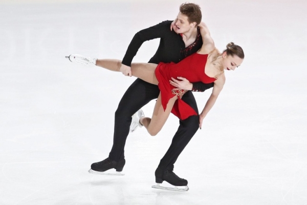 Парное фигурное катание: элементы, особенности, основная техника, прыжки, спирали Парное фигурное катание: элементы, особенности, основная техника, прыжки, спирали