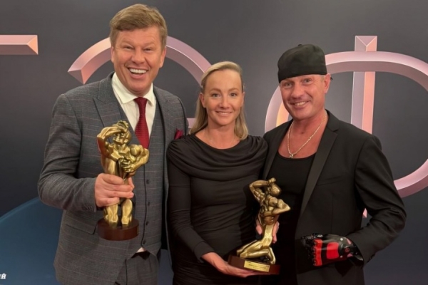 Костомаров выиграл ТЭФИ, обошёл Губерниева и Генича, лучший фигурист-ведущий на фоне Ягудина, Загитовой, Медведевой Костомаров выиграл ТЭФИ, обошёл Губерниева и Генича, лучший фигурист-ведущий на фоне Ягудина, Загитовой, Медведевой