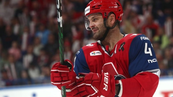 Дубль Радулова помог «Локомотиву» уверенно обыграть «Сибирь» на Кубке Блинова Дубль Радулова помог «Локомотиву» уверенно обыграть «Сибирь» на Кубке Блинова