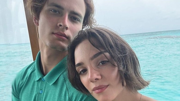 «До этого мы старались друг перед другом быть идеальными». Медведева рассказала, как влюбилась «До этого мы старались друг перед другом быть идеальными». Медведева рассказала, как влюбилась