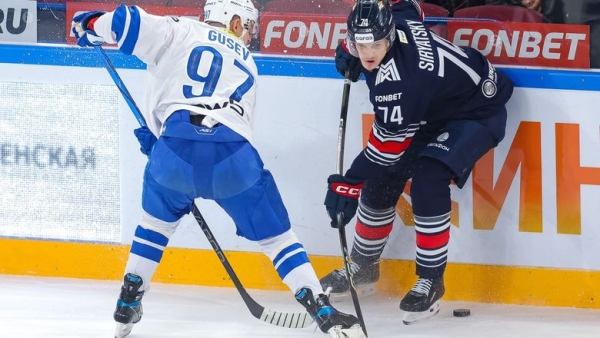 Московское «Динамо» одержало первую победу в сезоне, одолев по буллитам «Металлург» Московское «Динамо» одержало первую победу в сезоне, одолев по буллитам «Металлург»