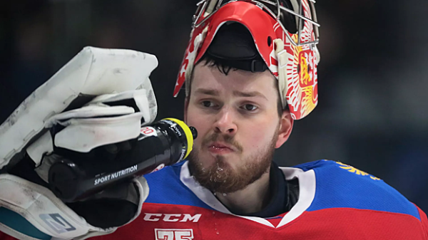 «Лада» и Максим Третьяк расторгли контракт по соглашению сторон. В этом сезоне у голкипера 0 побед в 3 играх и 86% сэйвов «Лада» и Максим Третьяк расторгли контракт по соглашению сторон. В этом сезоне у голкипера 0 побед в 3 играх и 86% сэйвов