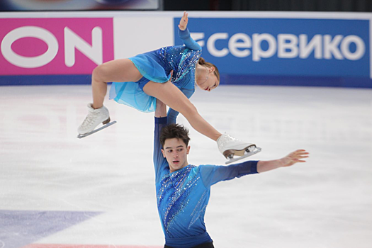 Шешелева и Карнаухов выиграли короткую программу у пар на этапе юниорского ГП в Москве Шешелева и Карнаухов выиграли короткую программу у пар на этапе юниорского ГП в Москве