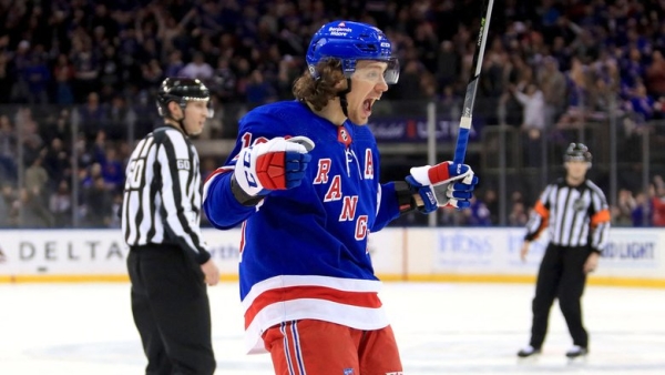 Панарин рассказал о ходе переговоров с «Рейнджерс» о новом контракте Панарин рассказал о ходе переговоров с «Рейнджерс» о новом контракте