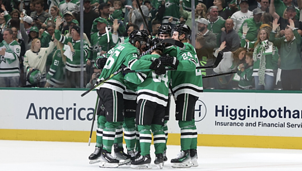 «Эдмонтон» потерпел разгромное поражение от «Далласа» в матче НХЛ, Подколзин отдал голевой пас «Эдмонтон» потерпел разгромное поражение от «Далласа» в матче НХЛ, Подколзин отдал голевой пас