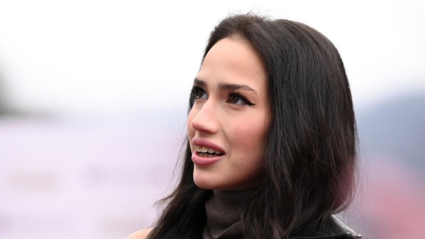 Режиссер шоу Загитовой: «Алина — очень умный человек. Мы с ней в каком-то смысле говорим на одном языке — на языке души» Режиссер шоу Загитовой: «Алина — очень умный человек. Мы с ней в каком-то смысле говорим на одном языке — на языке души»