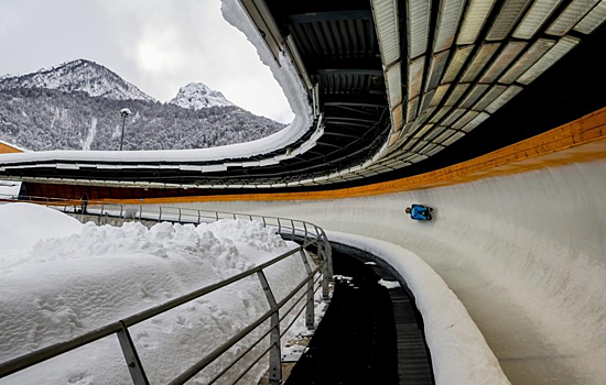 Российского тренера по&nbsp;санному спорту Петракова лишили нейтрального статуса