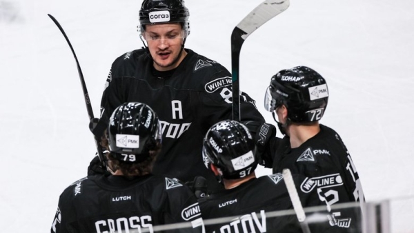 «Трактор» выиграл трофей, «Шанхай» победил в первом матче в истории. Итоги дня в КХЛ «Трактор» выиграл трофей, «Шанхай» победил в первом матче в истории. Итоги дня в КХЛ