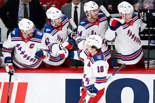 Детройт — Рейнджерс — 1:4, видео, голы, обзор матча регулярного чемпионата НХЛ, Панарин прервал сухую серию Детройт — Рейнджерс — 1:4, видео, голы, обзор матча регулярного чемпионата НХЛ, Панарин прервал сухую серию