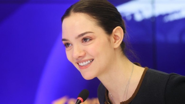 Евгения Медведева: «Завершили наш мини-тур в Монголию. Благодарю своих друзей, что вписались в авантюру и отработали на 100% все 3 шоу» Евгения Медведева: «Завершили наш мини-тур в Монголию. Благодарю своих друзей, что вписались в авантюру и отработали на 100% все 3 шоу»