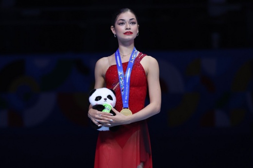 Иностранцы в восторге от Петросян и Гуменника и просят ISU вернуть их на международные старты, скучают по Тутберидзе Иностранцы в восторге от Петросян и Гуменника и просят ISU вернуть их на международные старты, скучают по Тутберидзе