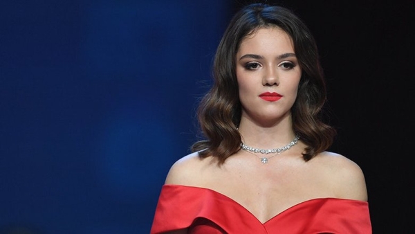 Евгения Медведева снялась в танцевальной драме «Искусство падения» Евгения Медведева снялась в танцевальной драме «Искусство падения»